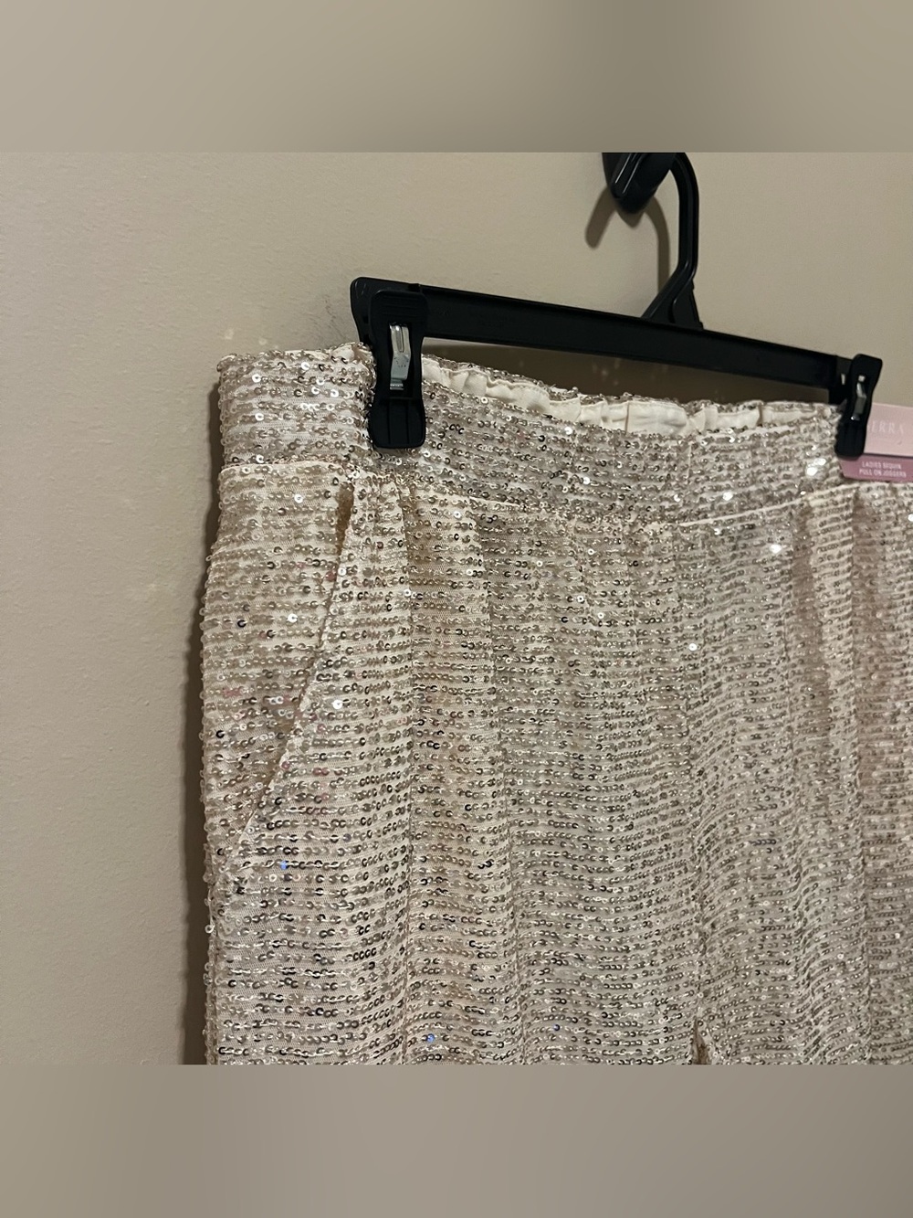 NWT Serra sequin joggers - size XL - Picture 3 of 6